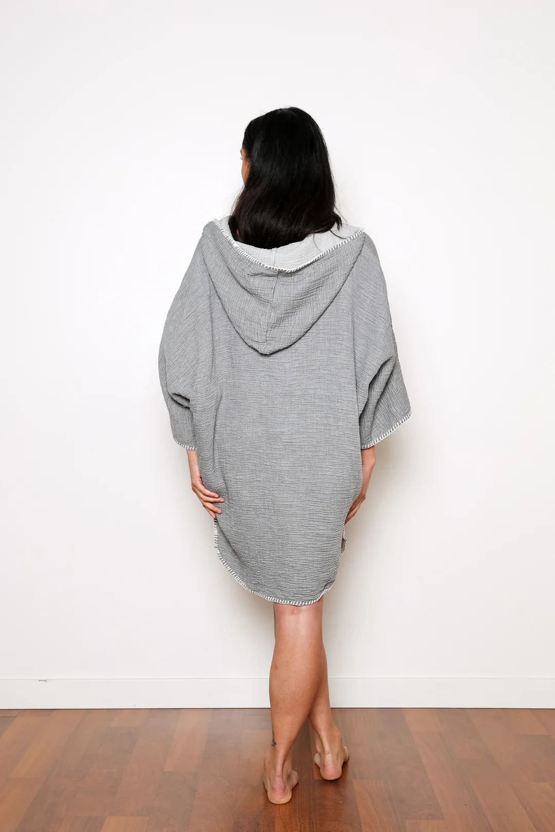 The Cocoon Surf Poncho - Grey