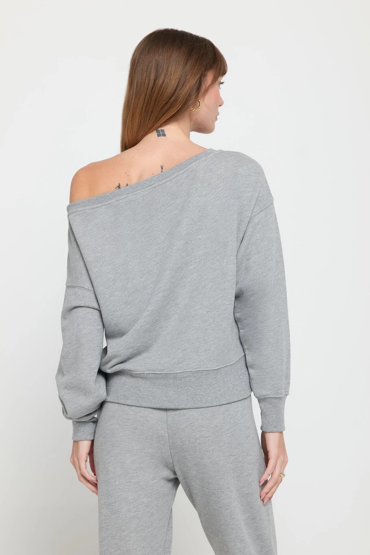 La Vida Off Shoulder Sweatshirt - Heather Ash